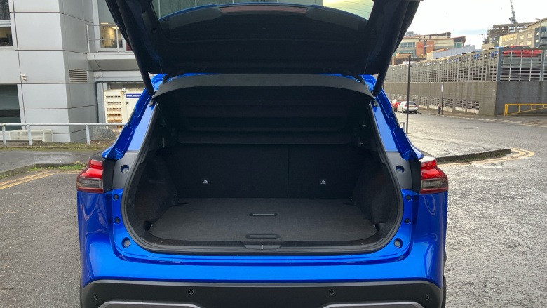 Nissan Qashqai 1.3 DiG-T MH 158 Tekna 5dr Petrol Hatchback